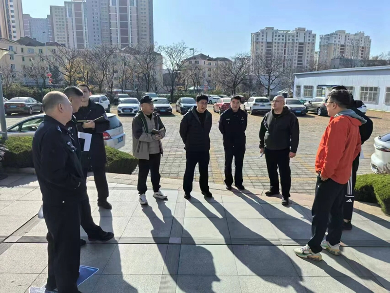 治安支隊(duì)組織踏勘2025中國(guó)排球超級(jí)聯(lián)賽(青島賽區(qū))現(xiàn)場(chǎng).jpg